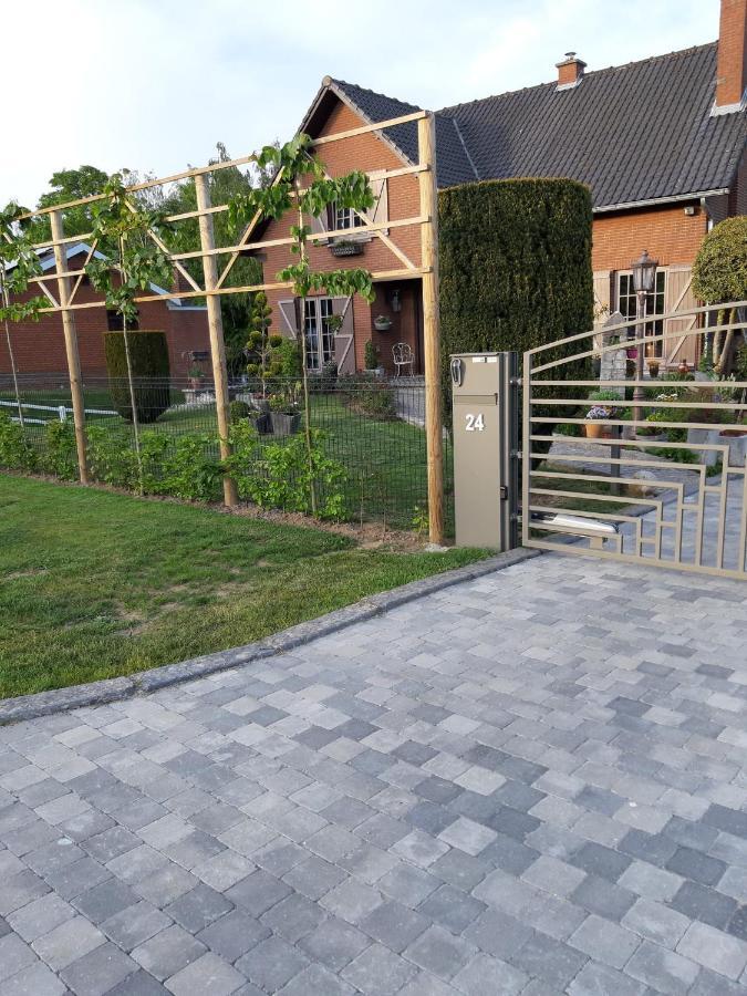Chambres Chez Nanou Avec Petit Dejeuner Chimay Exterior foto